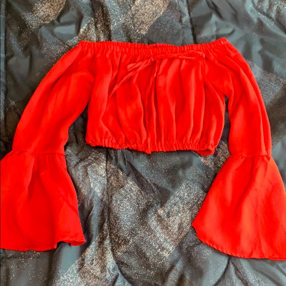 Red crop shirt